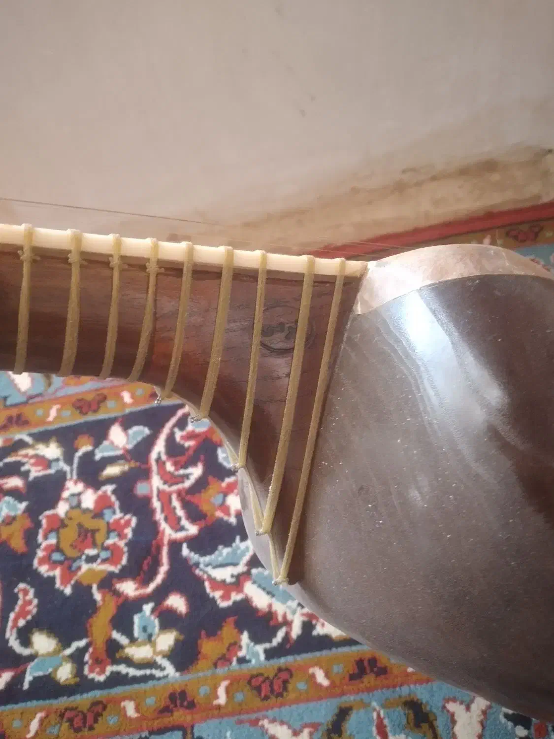 ساز تار|سازهای سنتی|همدان, |دیوار