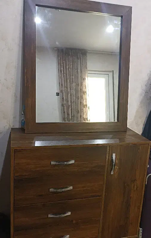 میز آرایشی|میز و صندلی غذاخوری|اهواز, رسالت|دیوار