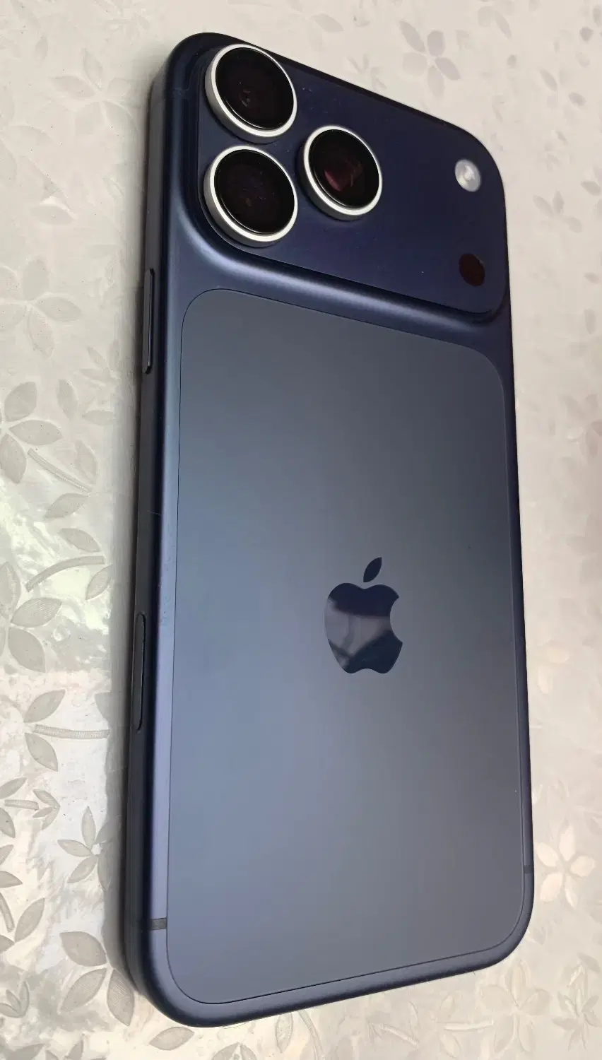 Iphone 17 pro max|موبایل|لنجان, |دیوار