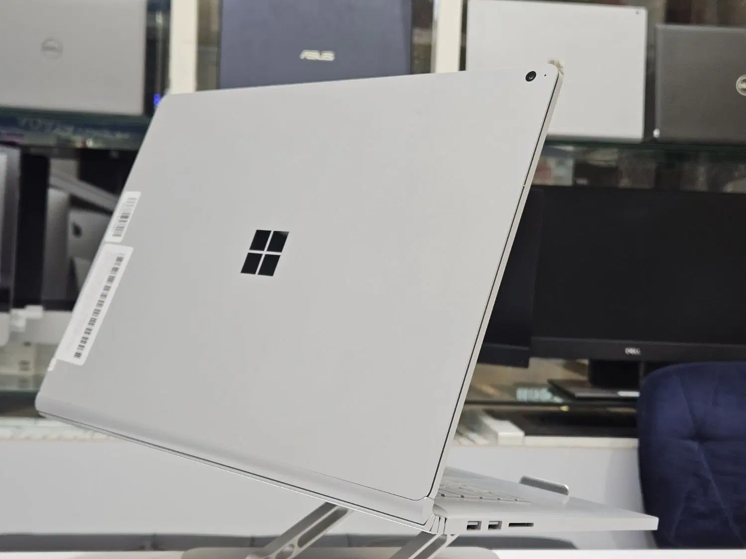 Microsoft Surface Book 2|رایانه همراه|تهران, فلسطین (میدان انقلاب)|دیوار