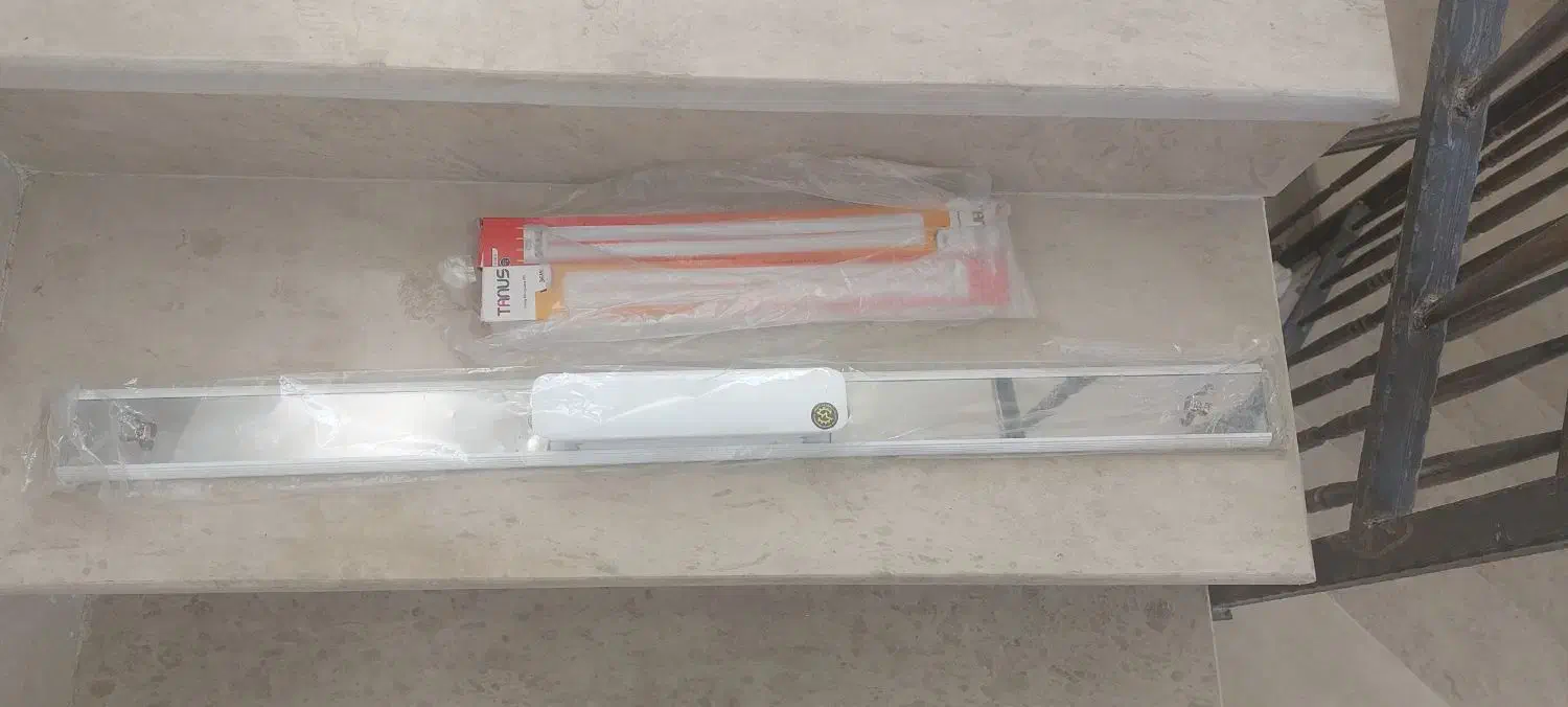 مهتابی|لامپ و چراغ|اصفهان, بهارستان|دیوار