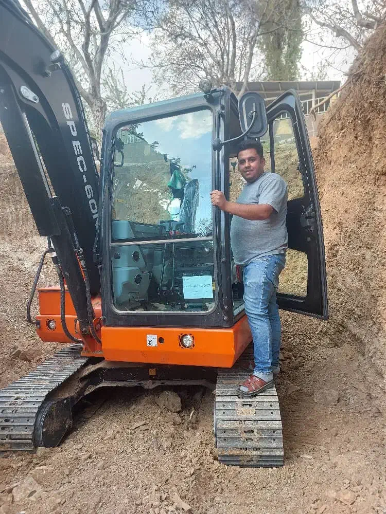 مینی بیل|خدمات حمل و نقل|دماوند, دماوند|دیوار