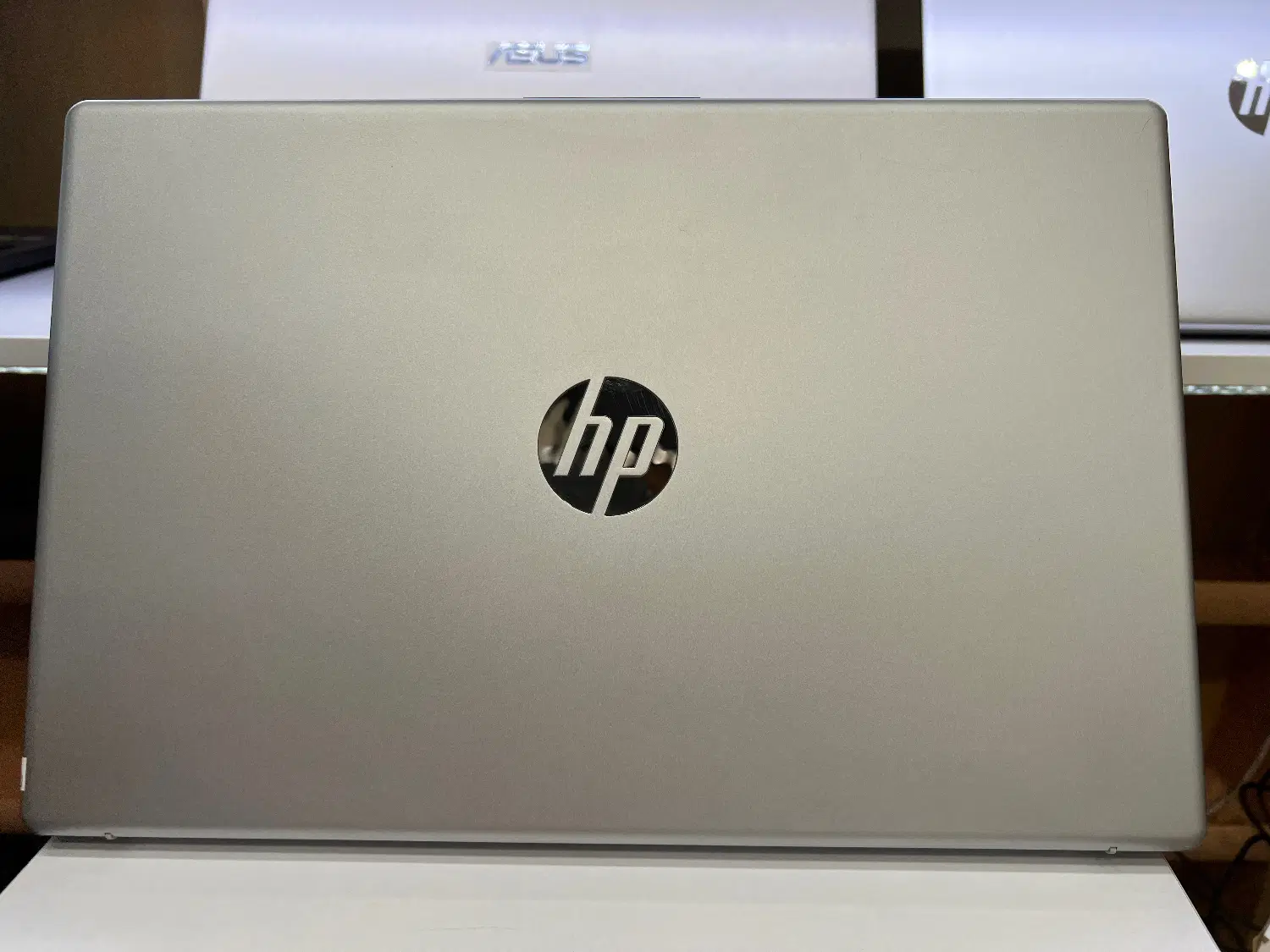 Hp تاچ|رایانه همراه|شیراز, ملاصدرا|دیوار