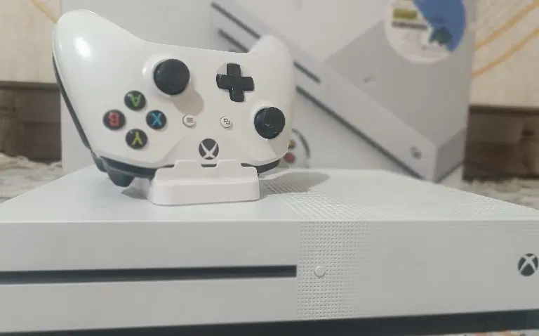 Xbox One s 1tb|کنسول، بازی ویدئویی و آنلاین|تهران, کیانشهر|دیوار