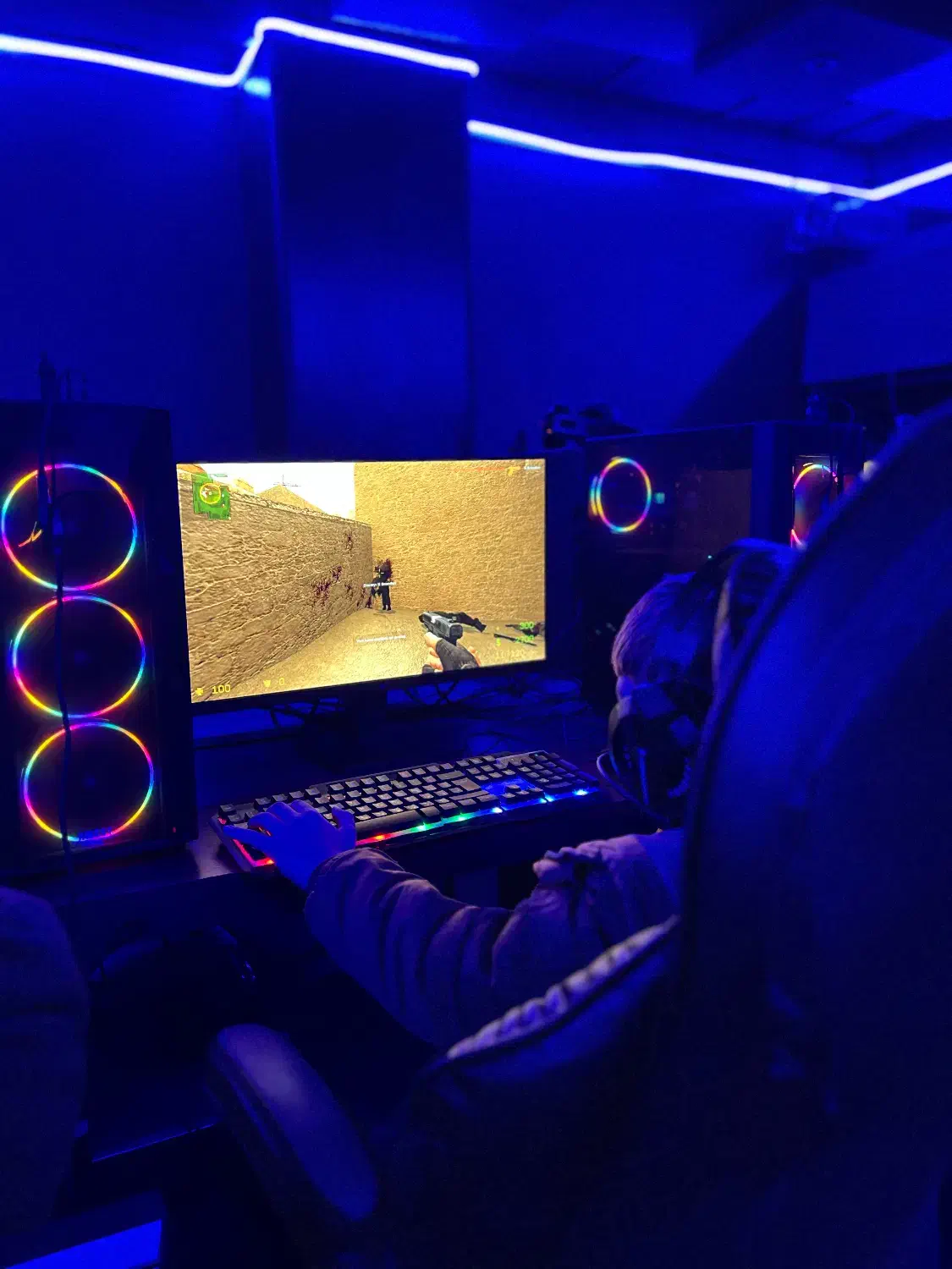 گیمینگ|رایانه رومیزی|اصفهان, جلفا|دیوار