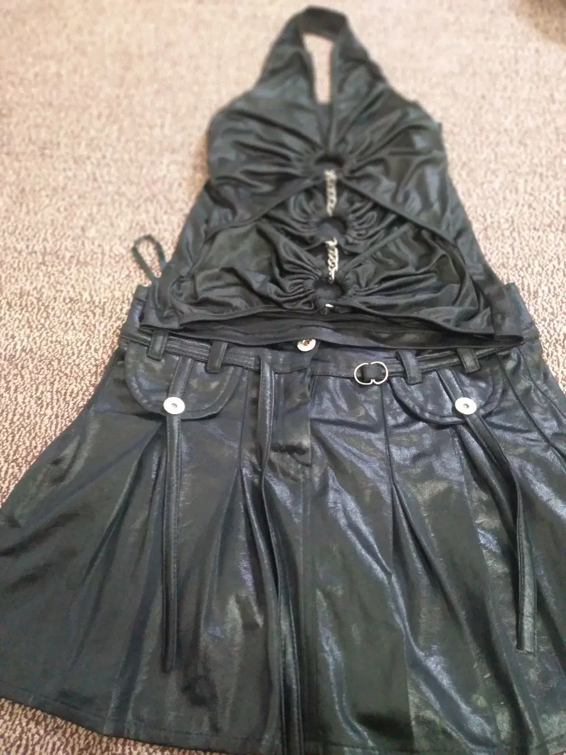 لباس|لباس|قم, نوبهار|دیوار