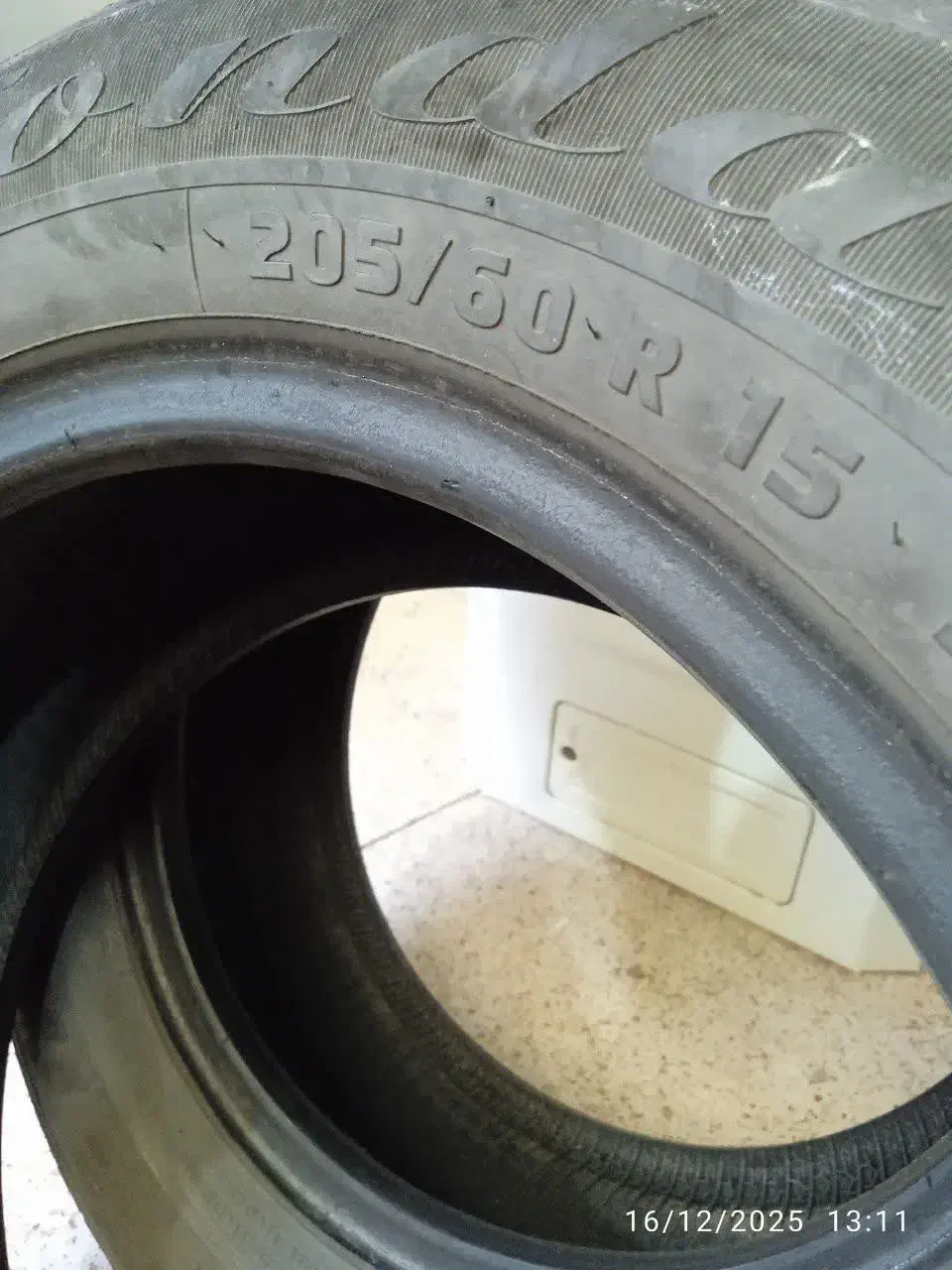 لاستیک205|قطعات یدکی و لوازم جانبی|رشت, شهرک صبا|دیوار