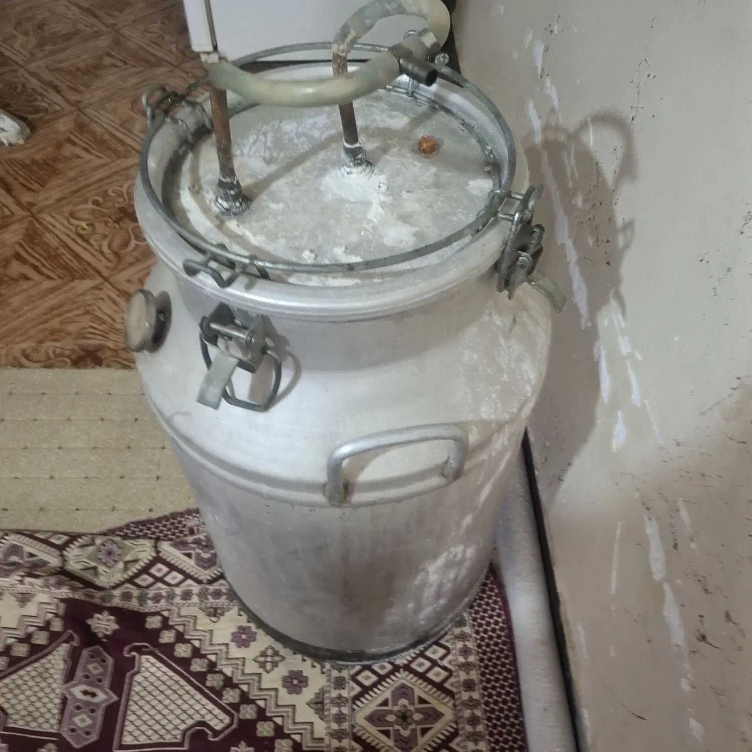 دیگ گلاب|ظروف پختوپز|اهواز, اهواز|دیوار
