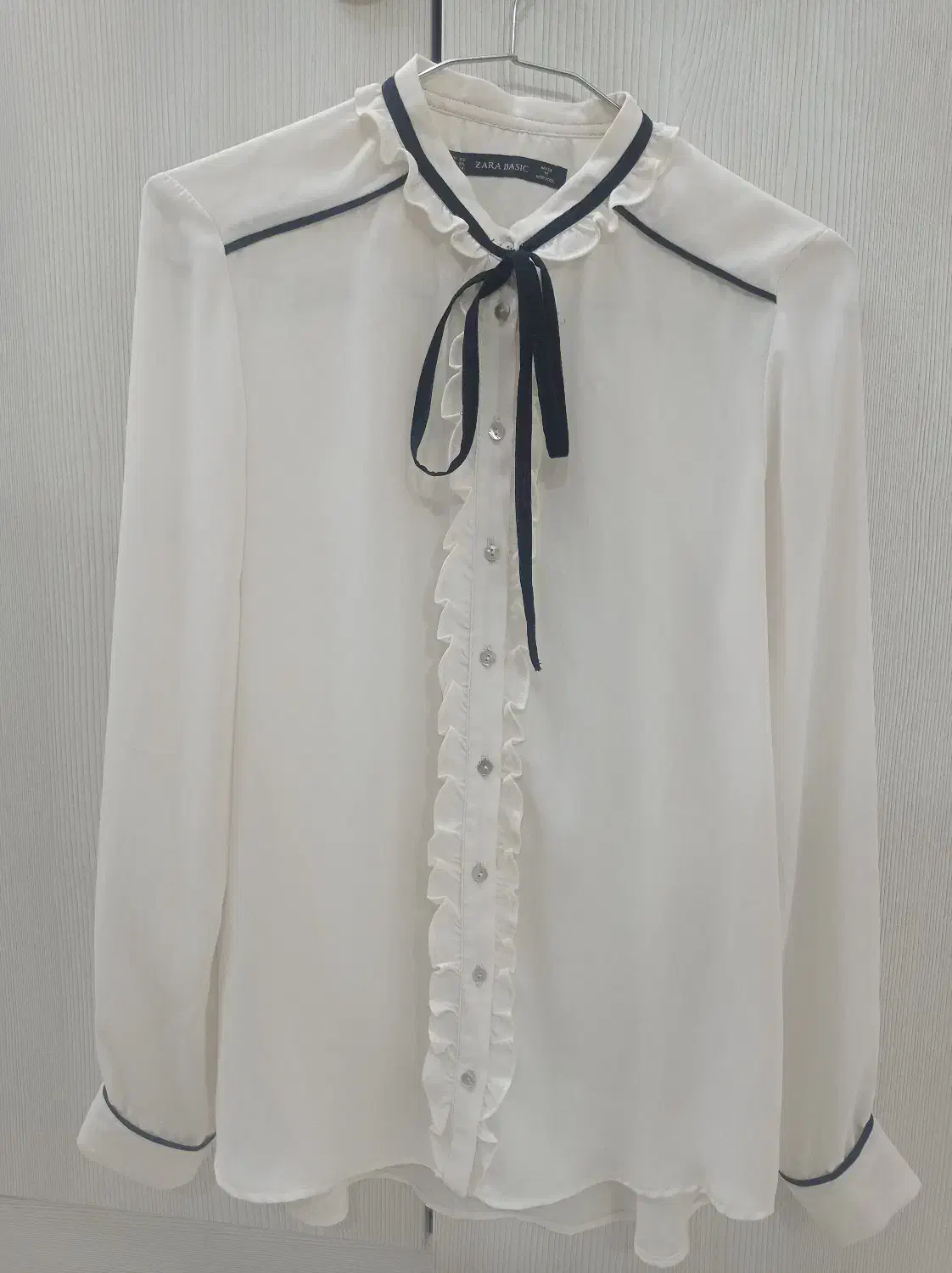 شومیز زارا|لباس|شیروان (خراسان), |دیوار