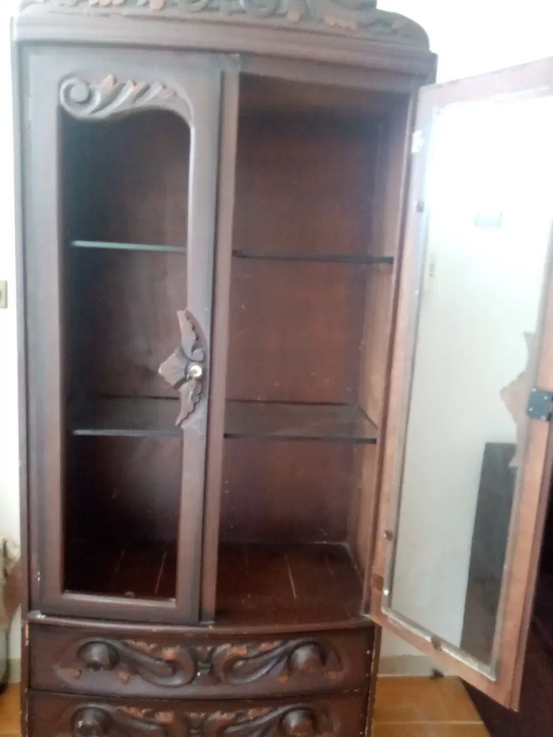 کمد|جاکفشی، کمد، دراور|کرمان, |دیوار