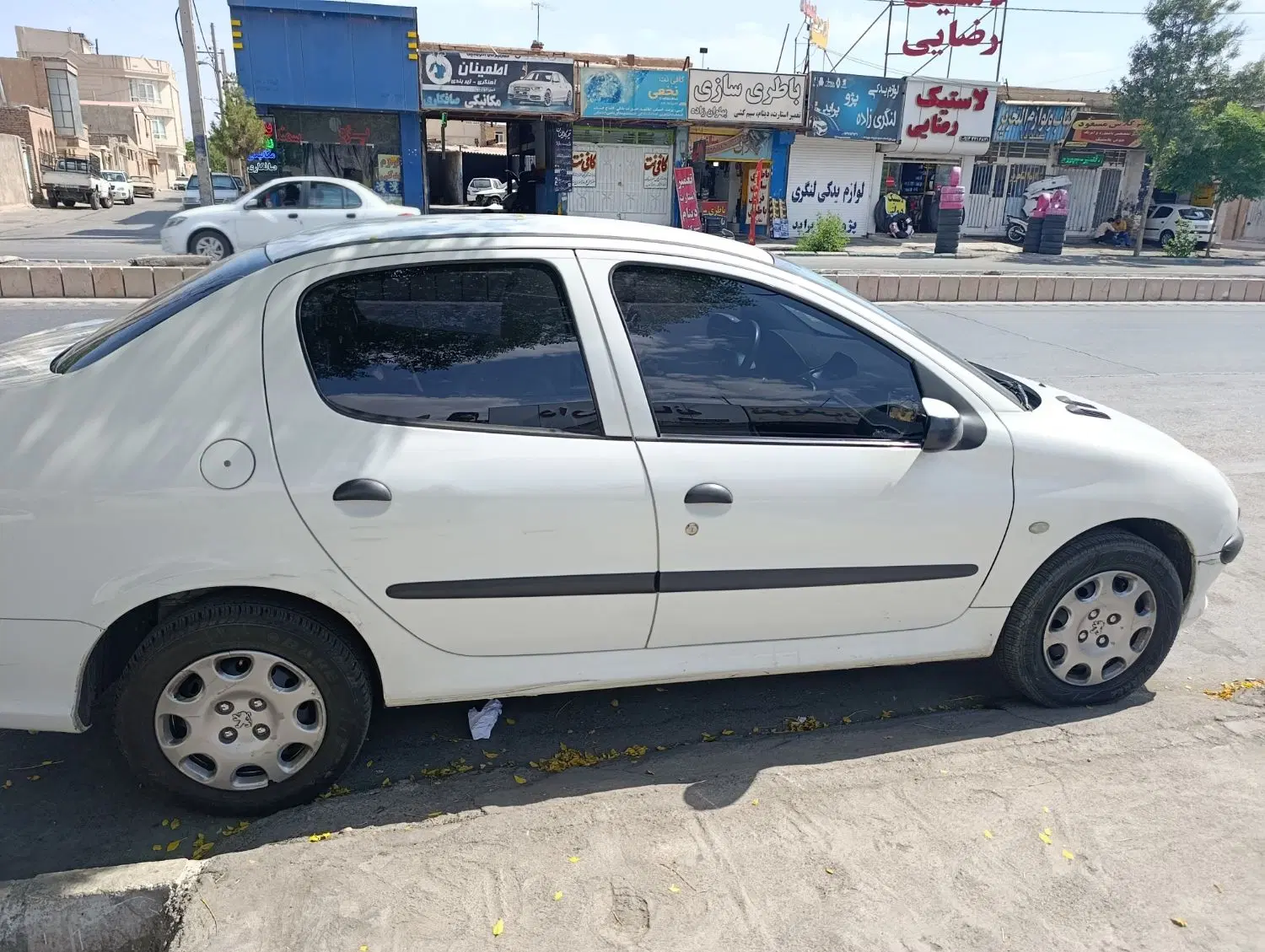 206۹۵|خودرو سواری و وانت|کرمان, |دیوار