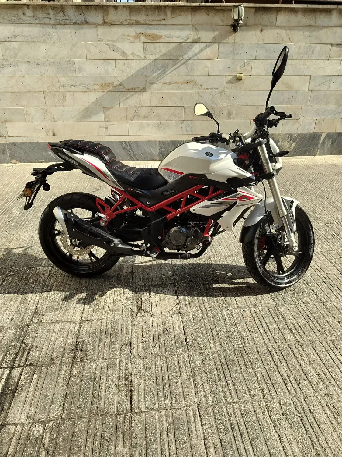 موتور بنلی ۱۵۰ نیو فیس مدل ۱۴۰۴ در حد صفر|موتورسیکلت|تهران, صادقیه|دیوار