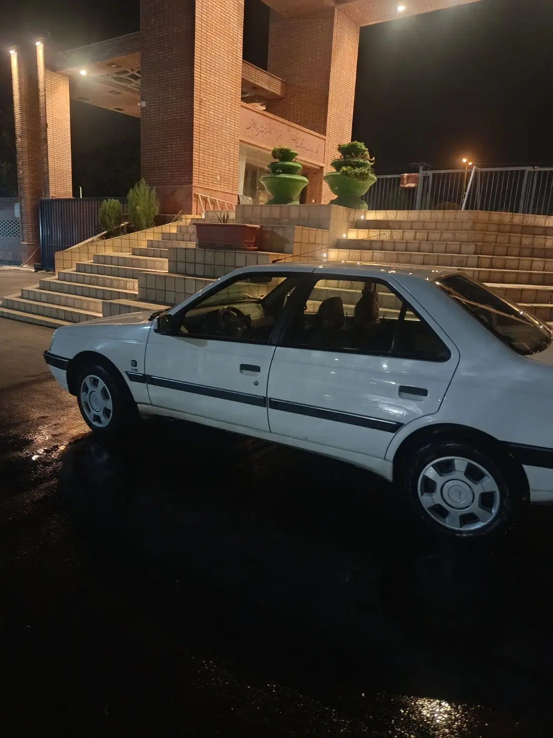پژو405 SIX|خودرو سواری و وانت|آران و بیدگل, |دیوار