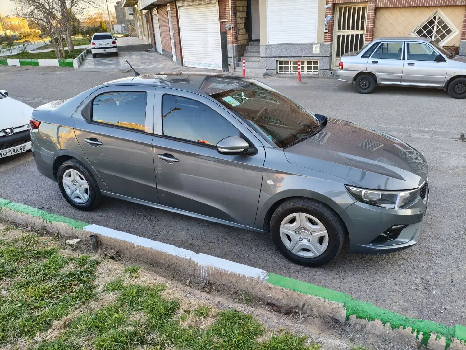 تارا ۱۴۰۰|خودرو سواری و وانت|سیرجان, |دیوار