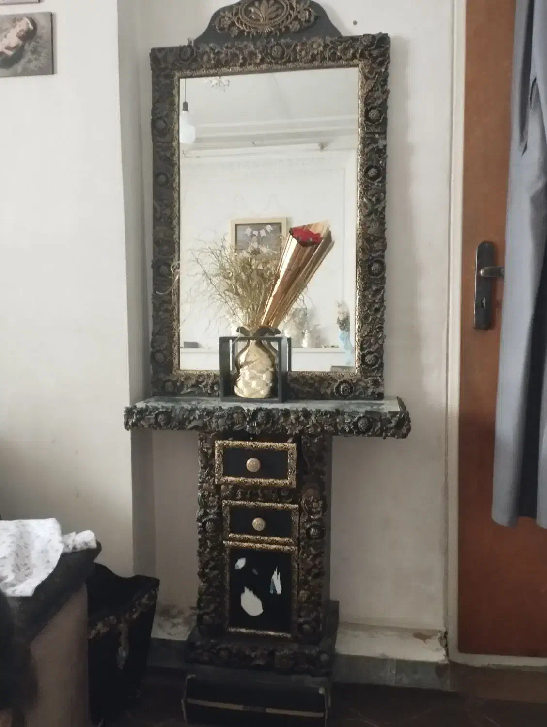 آینه|آینه|قم, یزدانشهر|دیوار