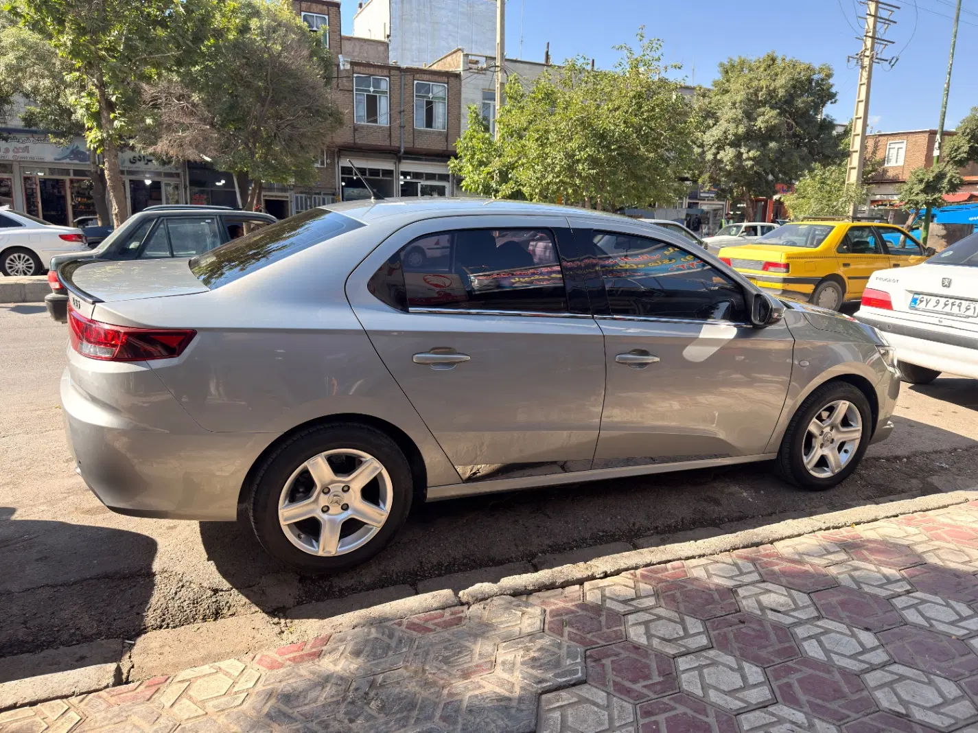 تارا v1 1402|خودرو سواری و وانت|سنندج, |دیوار