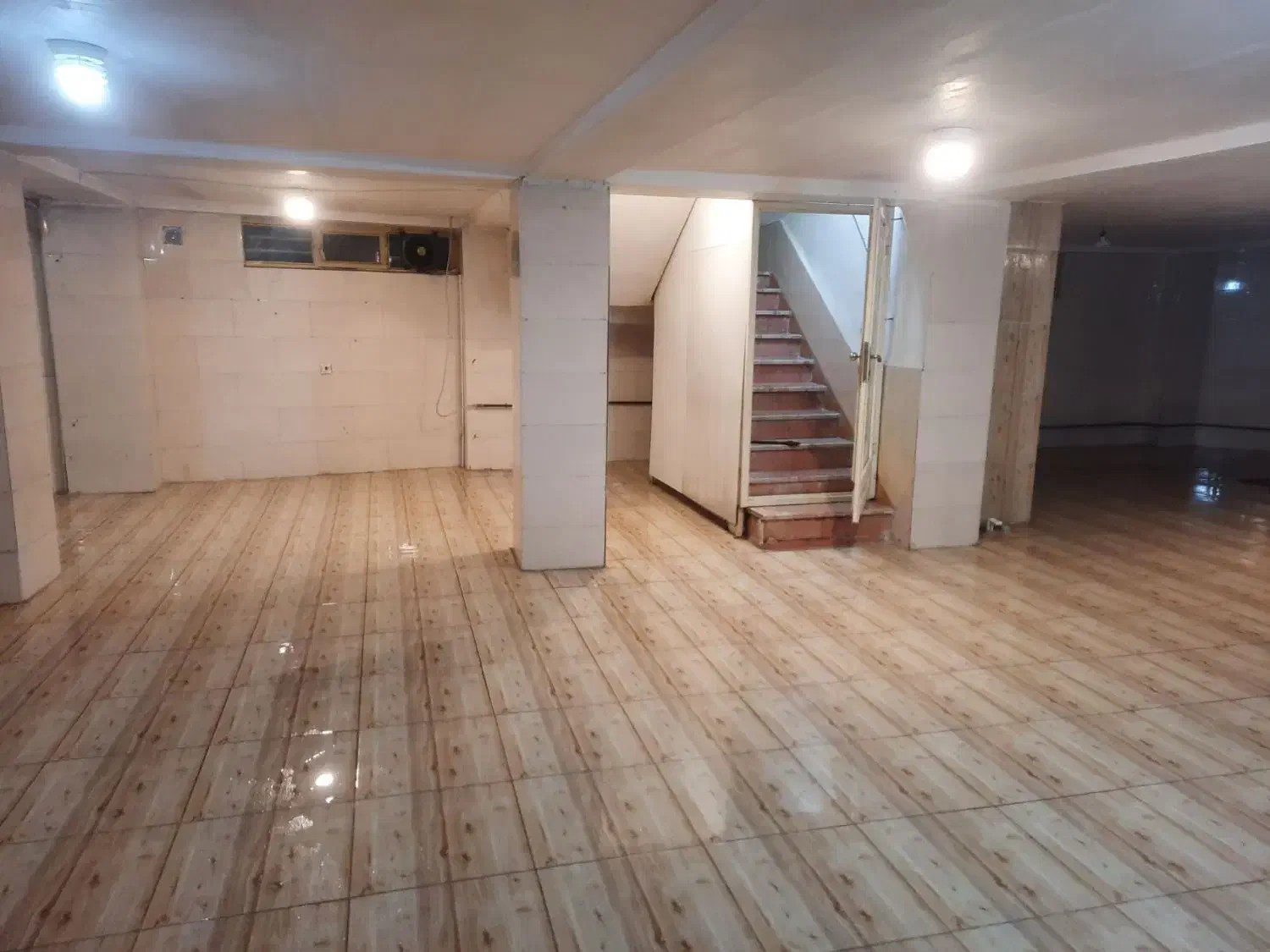 اجاره زیر زمین|اجارهٔ مغازه و غرفه|میانه, |دیوار