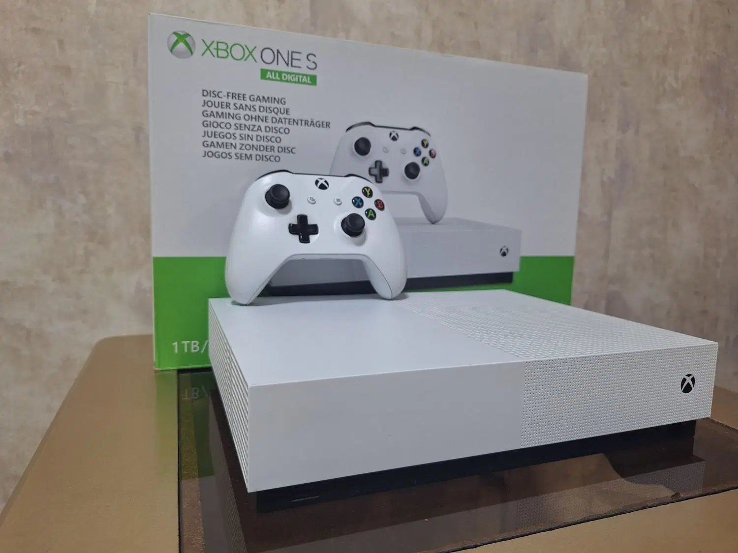 xbox one s|کنسول، بازی ویدئویی و آنلاین|اصفهان, عباس‌آباد|دیوار