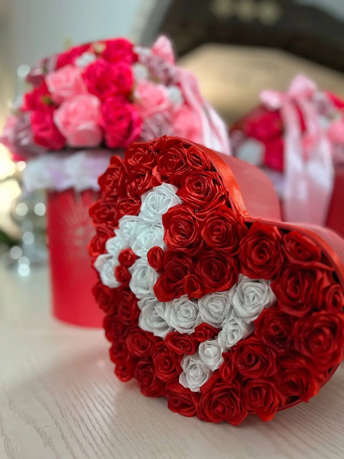 گل خاص|گل مصنوعی|آبیک, |دیوار