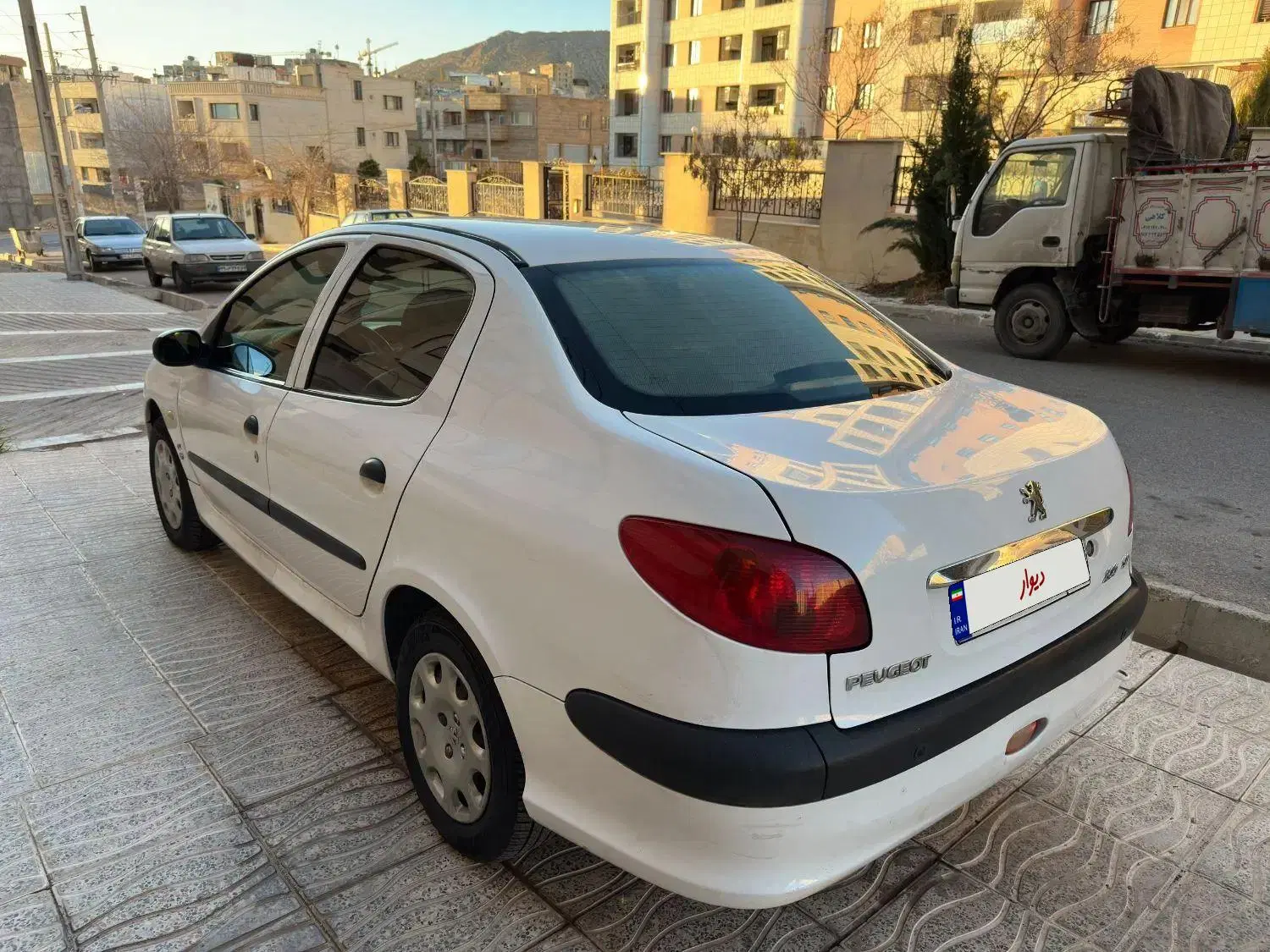 206 sd v8|خودرو سواری و وانت|صدرا-فارس, فاز ۱|دیوار