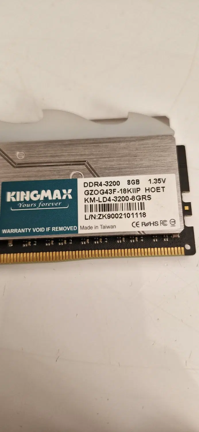 رم 8 گیگ ddr4 .. 3200|قطعات و لوازم جانبی رایانه|قم, چهل درخت‎|دیوار