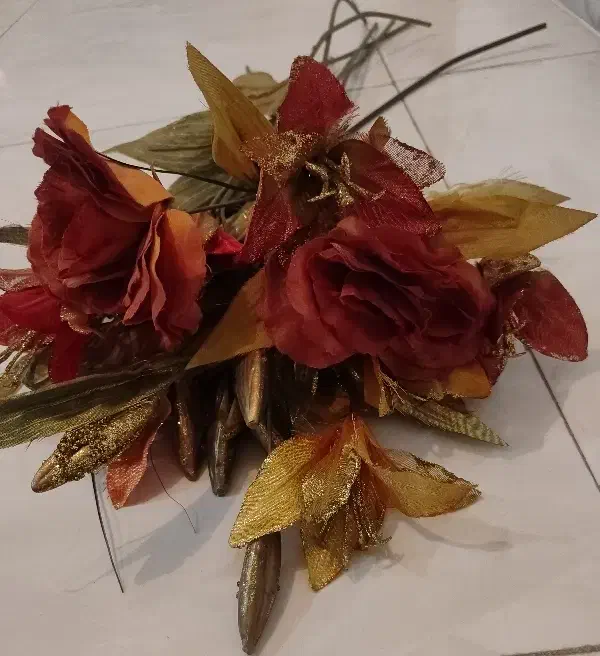 گل زیبا|گل مصنوعی|کرمانشاه, |دیوار