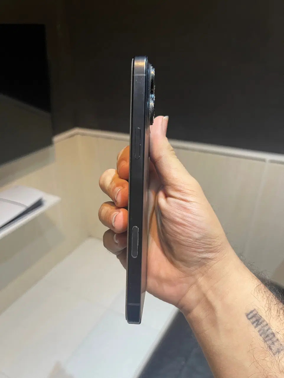 iphone 16 promax ZAA 256|موبایل|رشت, چله خانه|دیوار