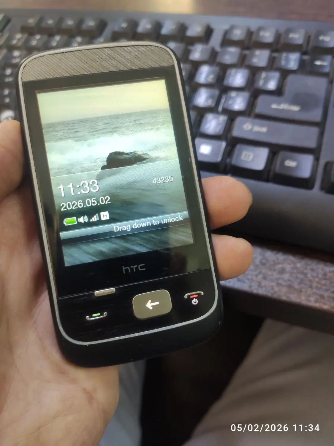 HTC عتیقه|موبایل|برخوار, |دیوار