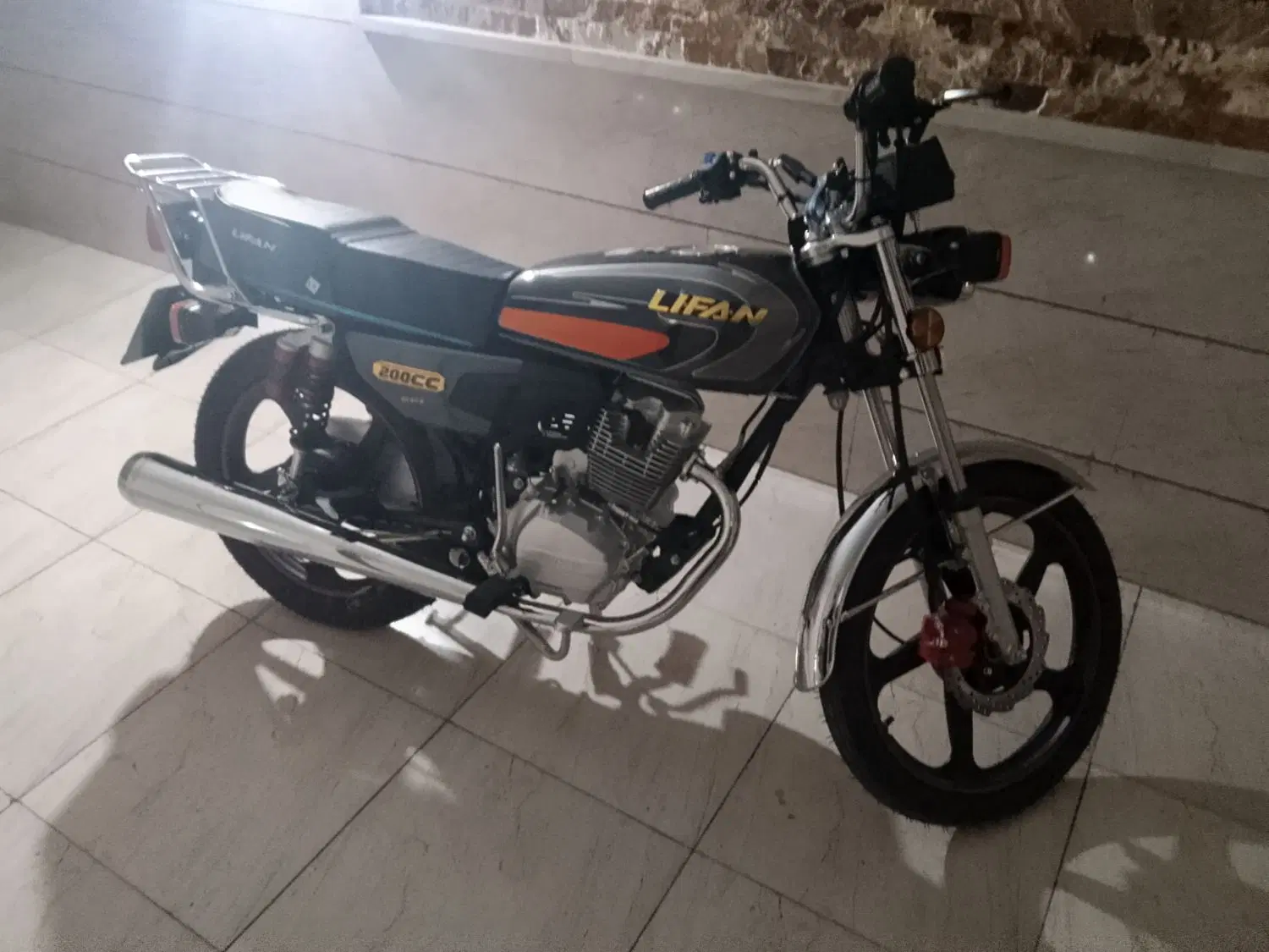 هندا ۲۰۰|موتورسیکلت|دهگلان, |دیوار