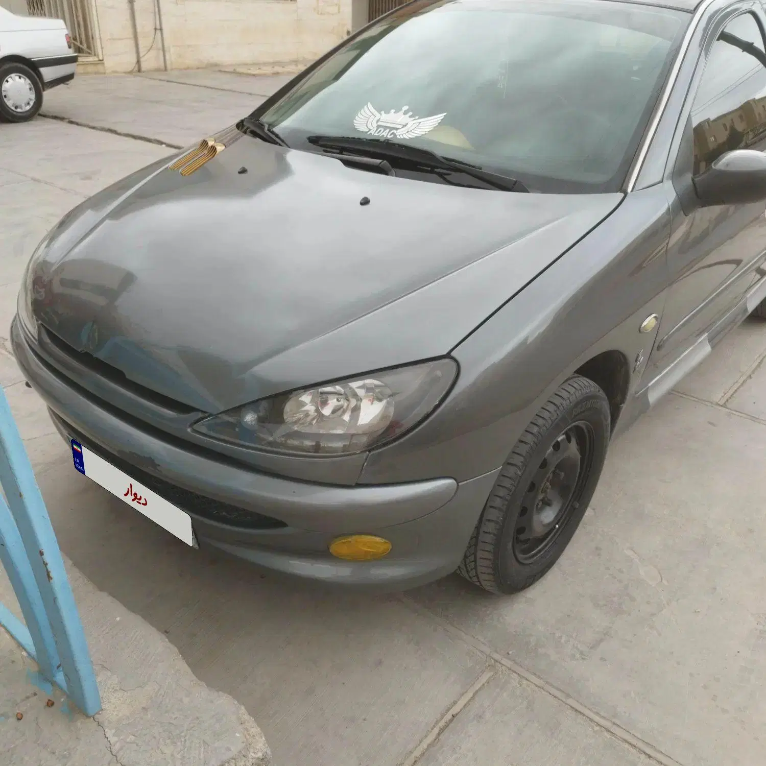 پژو206|خودرو سواری و وانت|آباده, |دیوار