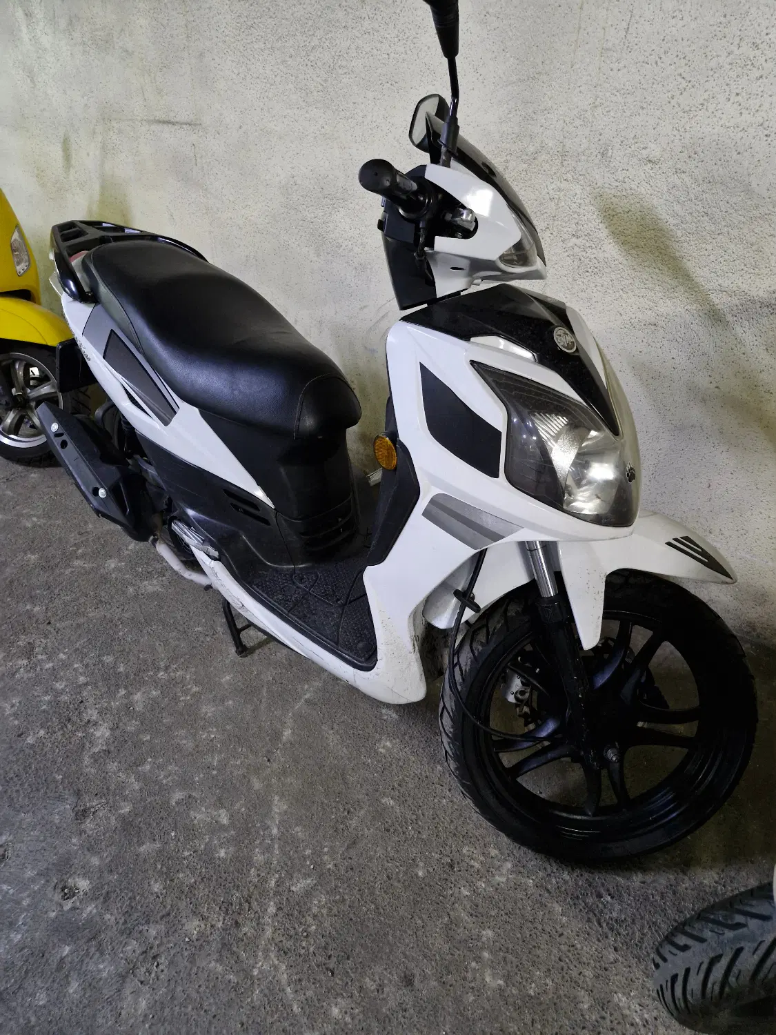 Sym sr200|موتورسیکلت|تهران, سعادت‌آباد|دیوار