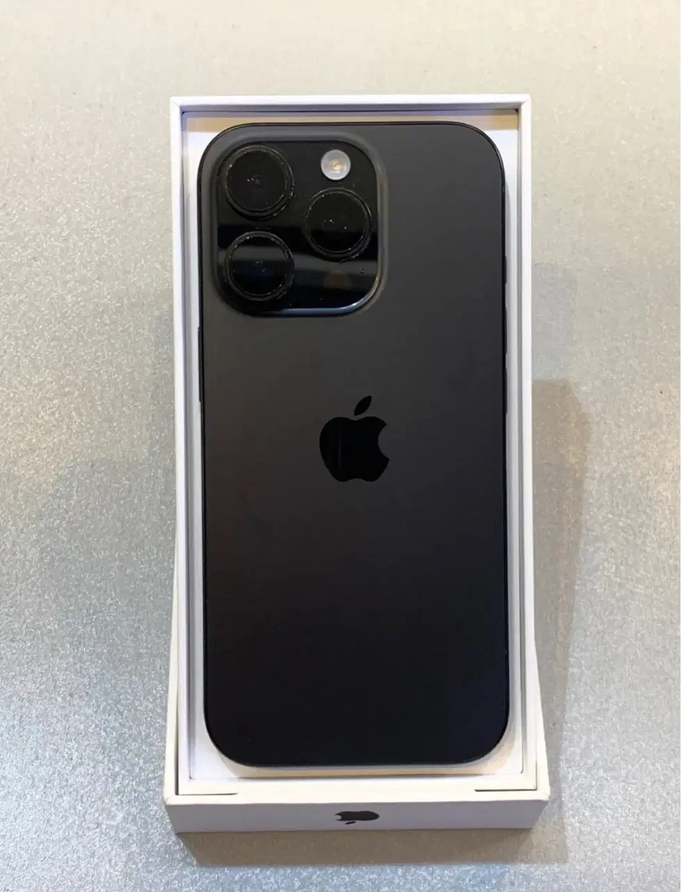 Iphone16pro|موبایل|قم, زنبیل آباد|دیوار