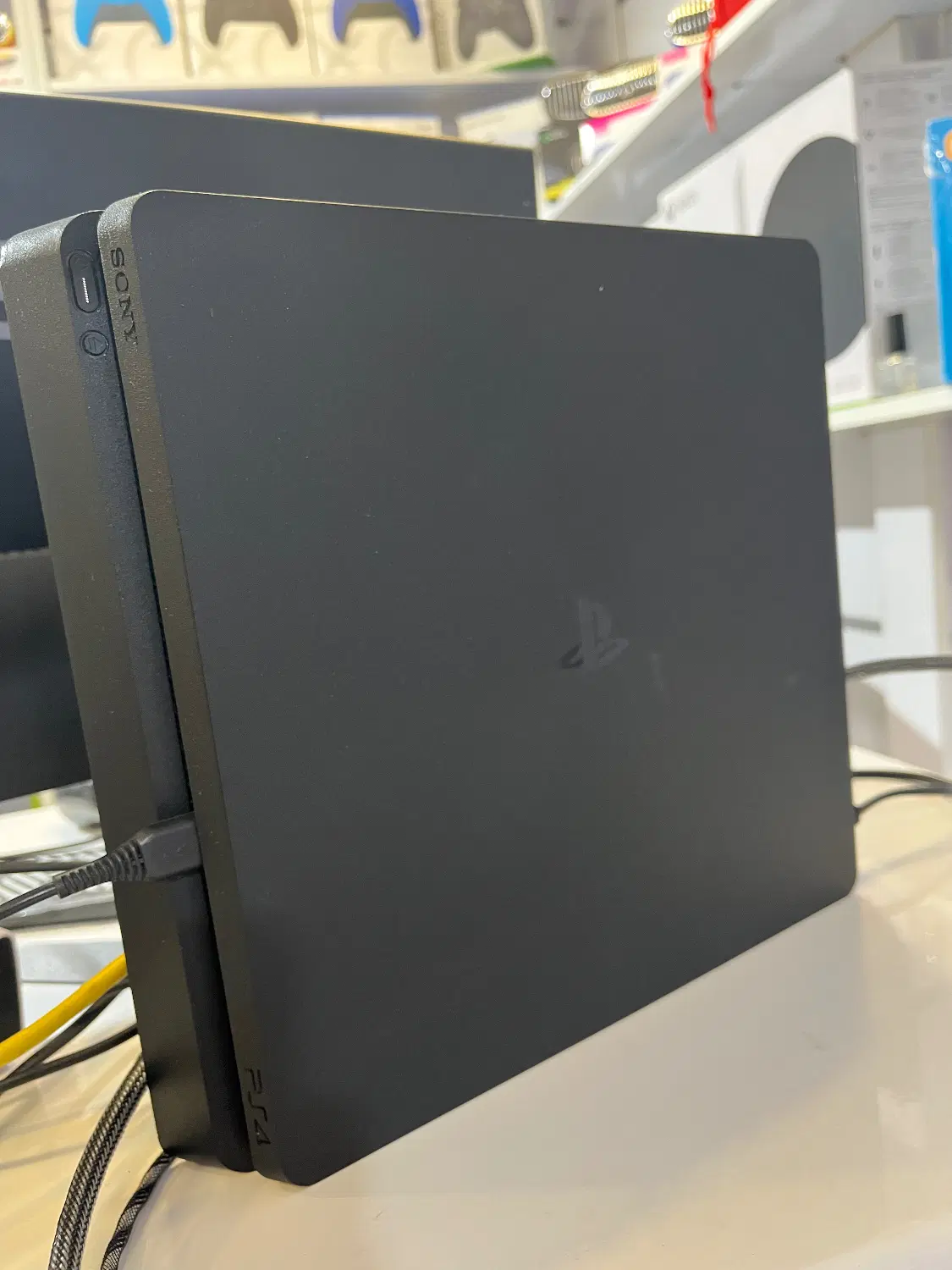 Ps4 slim|کنسول، بازی ویدئویی و آنلاین|رشت, لاکانی|دیوار