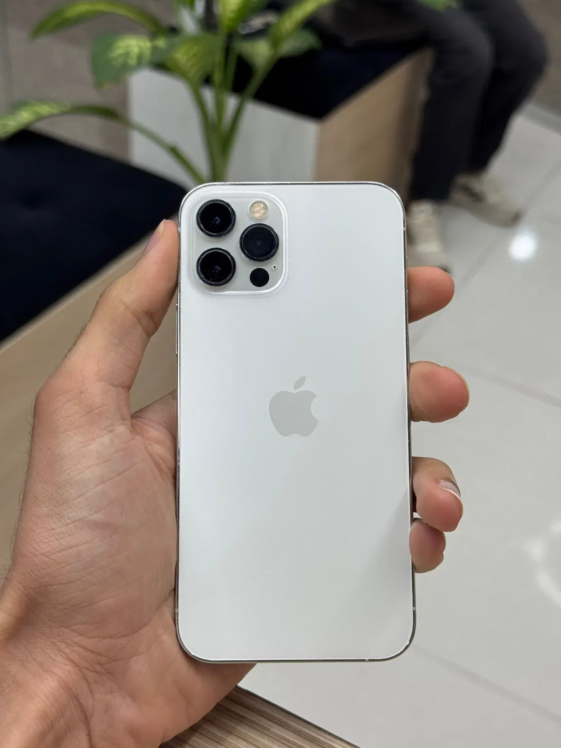 12Pro|موبایل|بندرعباس, |دیوار