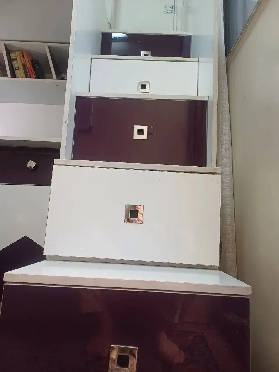 تخت، کمد لباس و میز تحریر|تخت و سرویس خواب|مشهد, سمزقند|دیوار