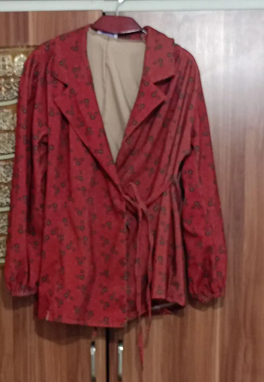 لباس|لباس|شیراز, شهرک بهشتی|دیوار