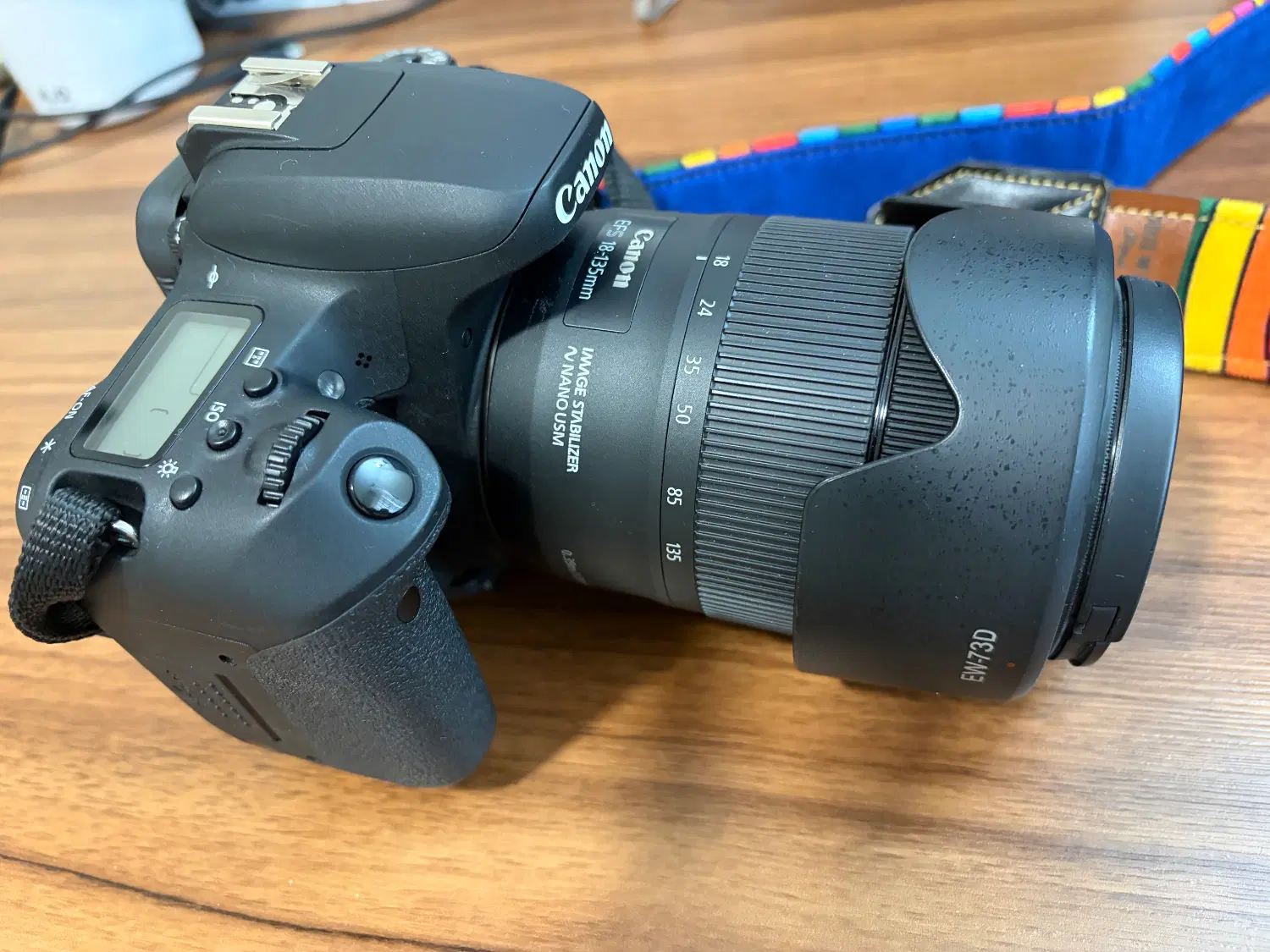 Canon 77D + 18-135 USM|دوربین عکاسی و فیلم‌برداری|اصفهان, همدانیان|دیوار