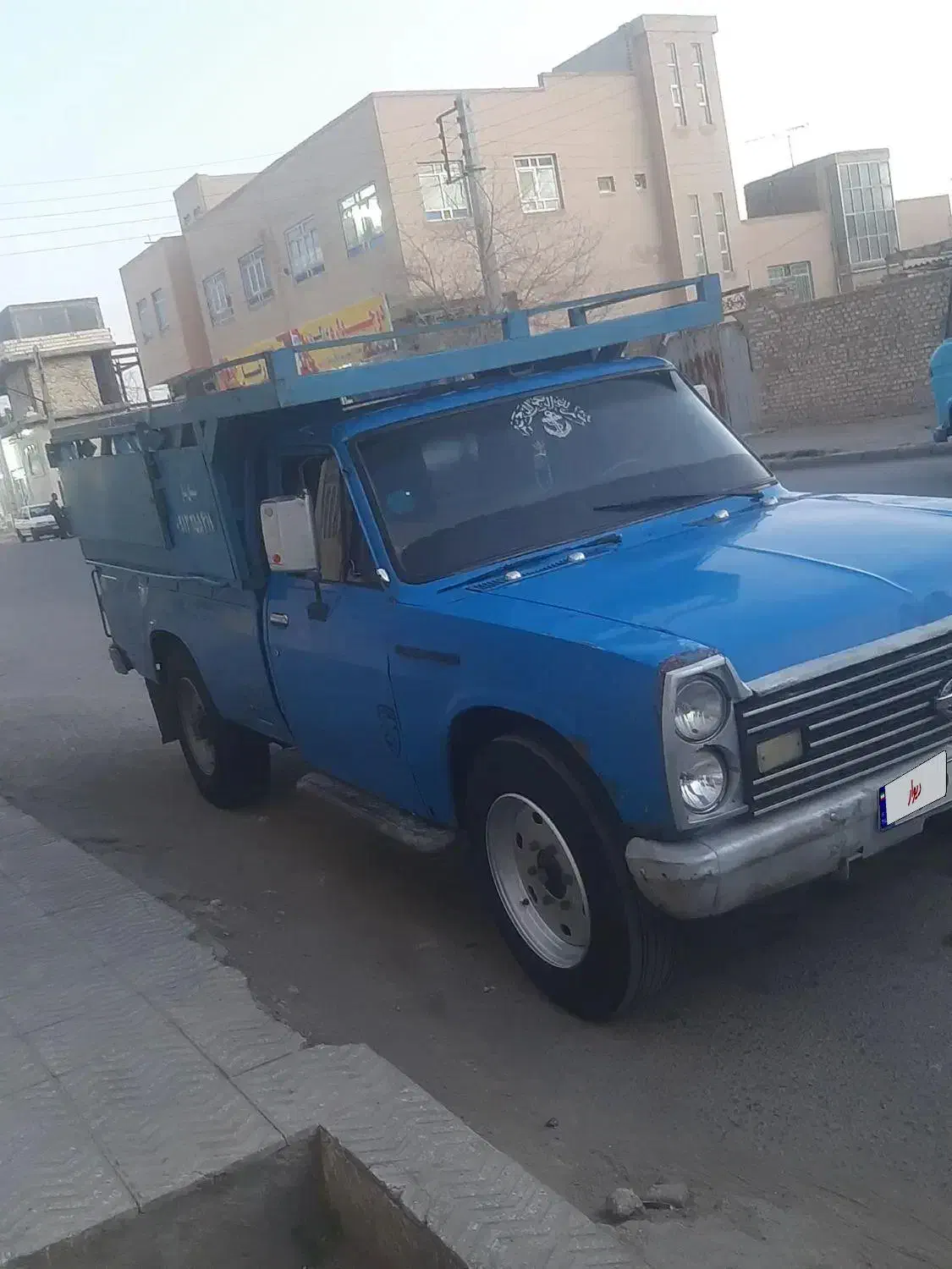 نیسان مدل ۸۰|خودرو سواری و وانت|یزد, |دیوار