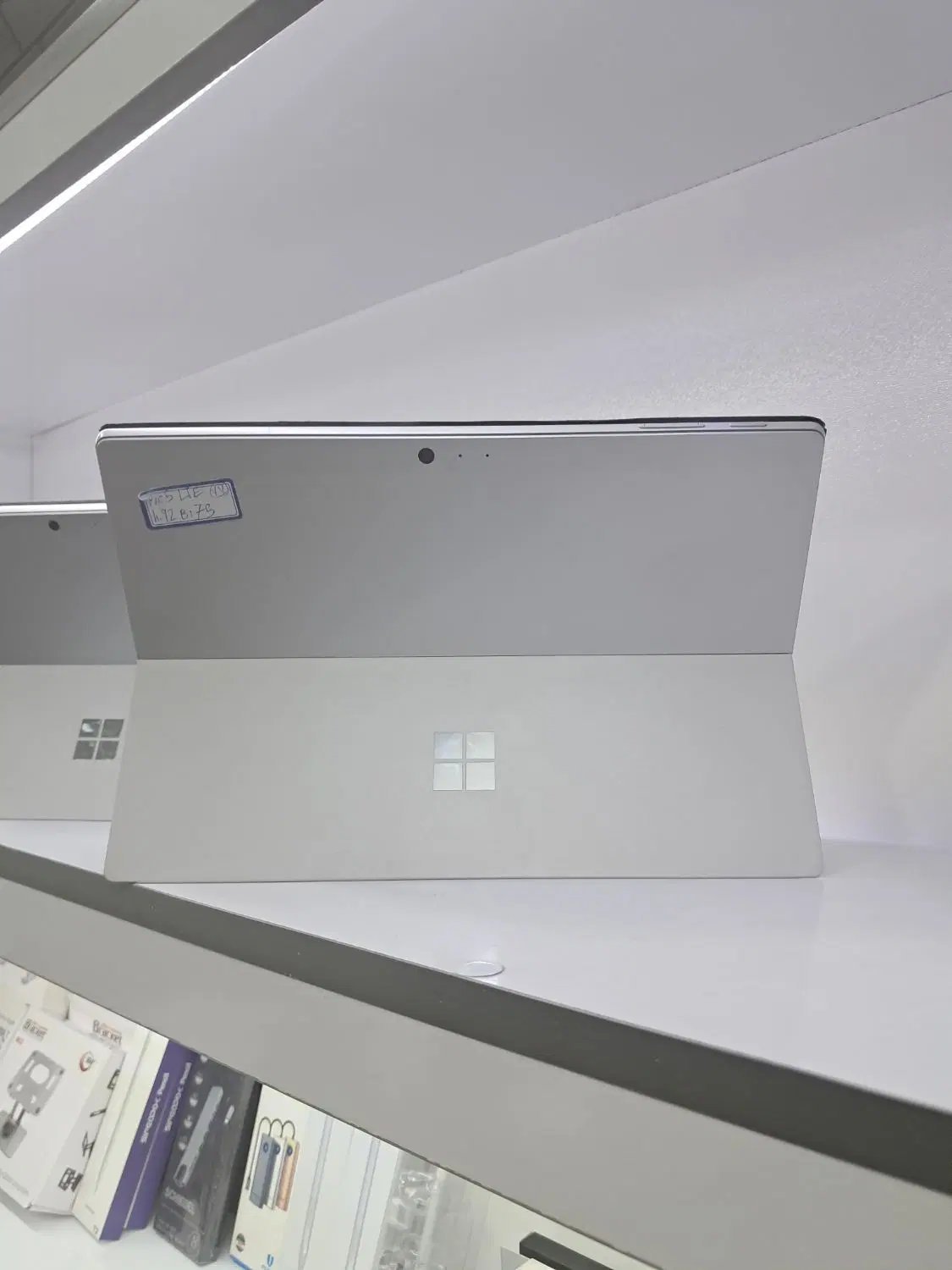 surfac pro7 i5 8 256|تبلت|تهران, فلسطین (میدان انقلاب)|دیوار
