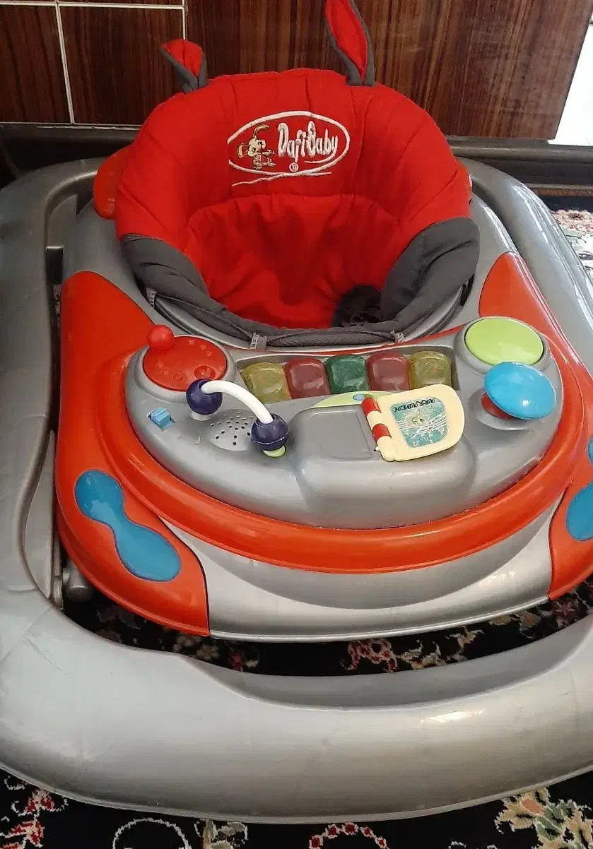 رورویک|کالسکه و لوازم جانبی|تهران, آهنگ|دیوار