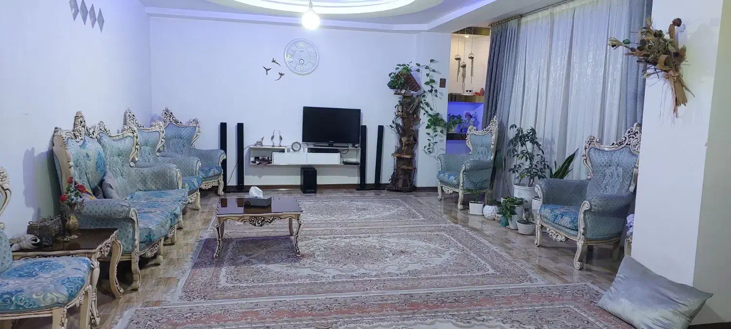 سه عدد فرش|فرش|گلستان (تهران), |دیوار