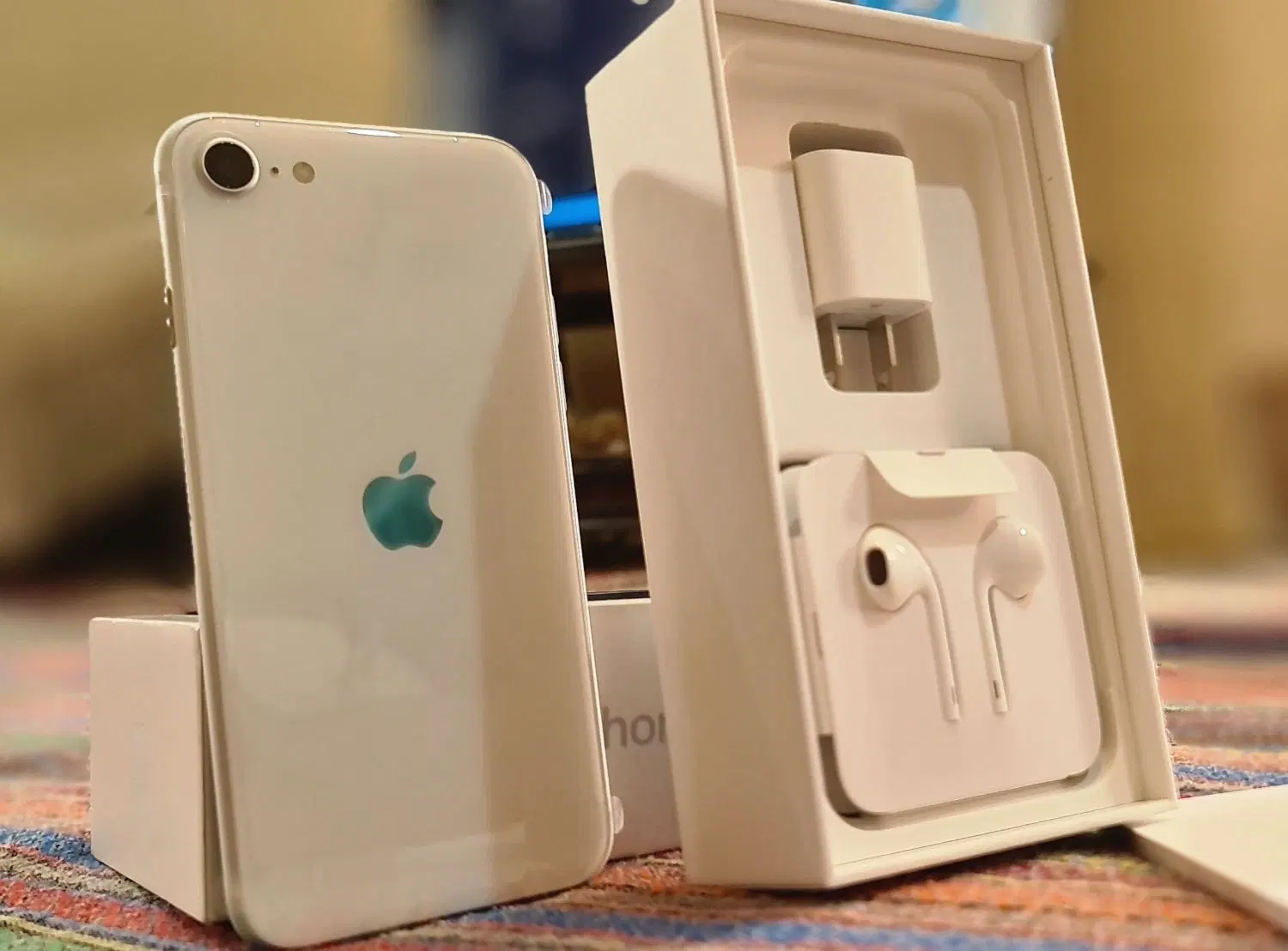 iphone se 2020 آکبند|موبایل|بوشهر, |دیوار