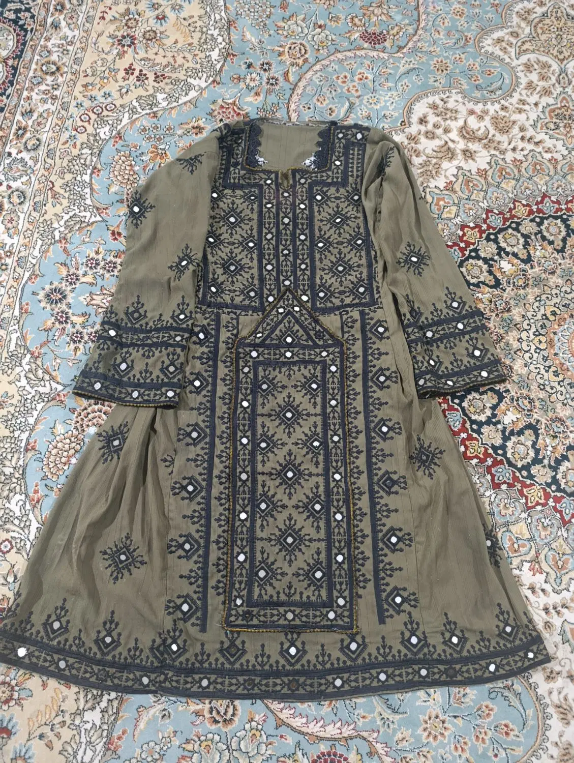 لباس|لباس|چابهار, |دیوار