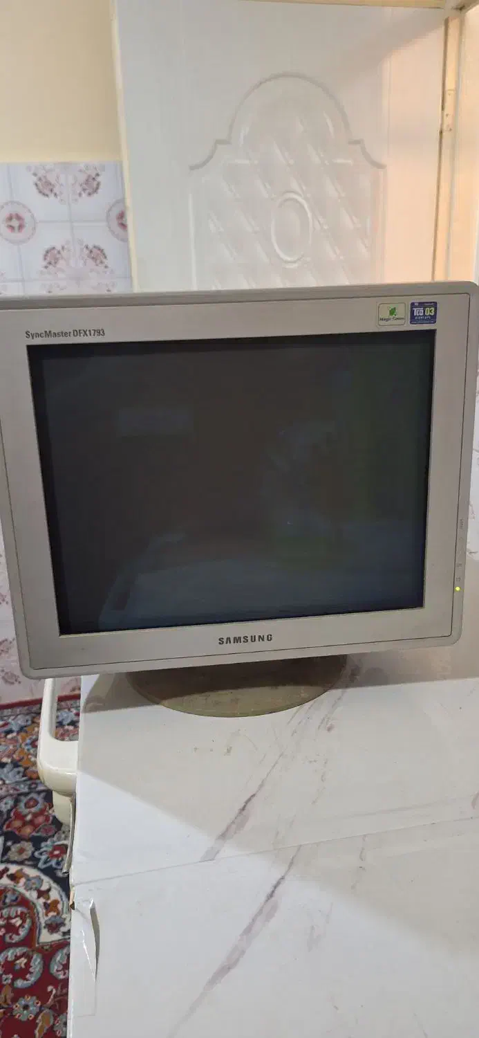 مانیتور|رایانه رومیزی|خورموج, |دیوار