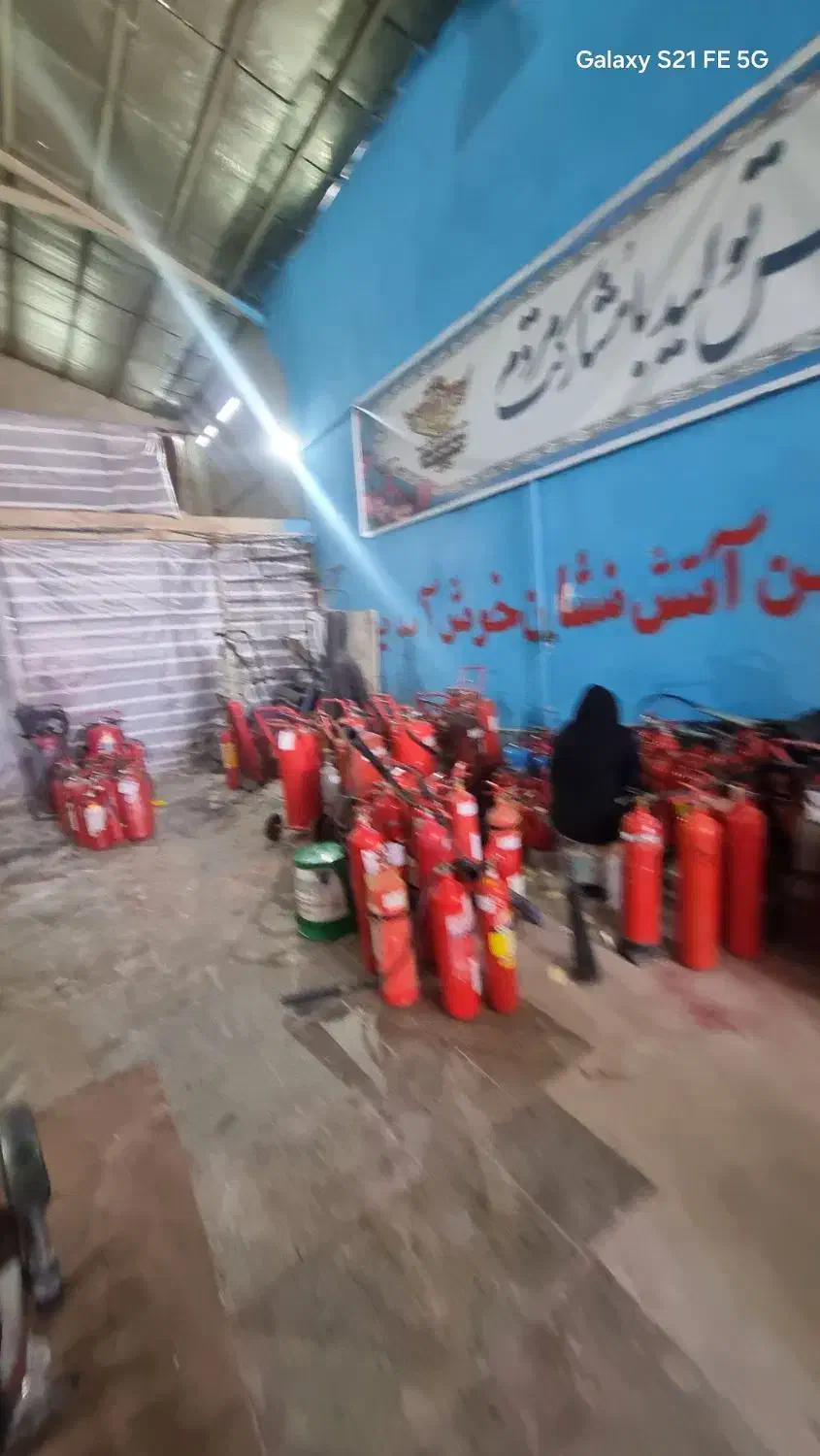 تست و شارژ هیدرواستاتیک کپسول اکسیژن و آتش‌نشانی|خدمات پیشه و مهارت|سنندج, |دیوار