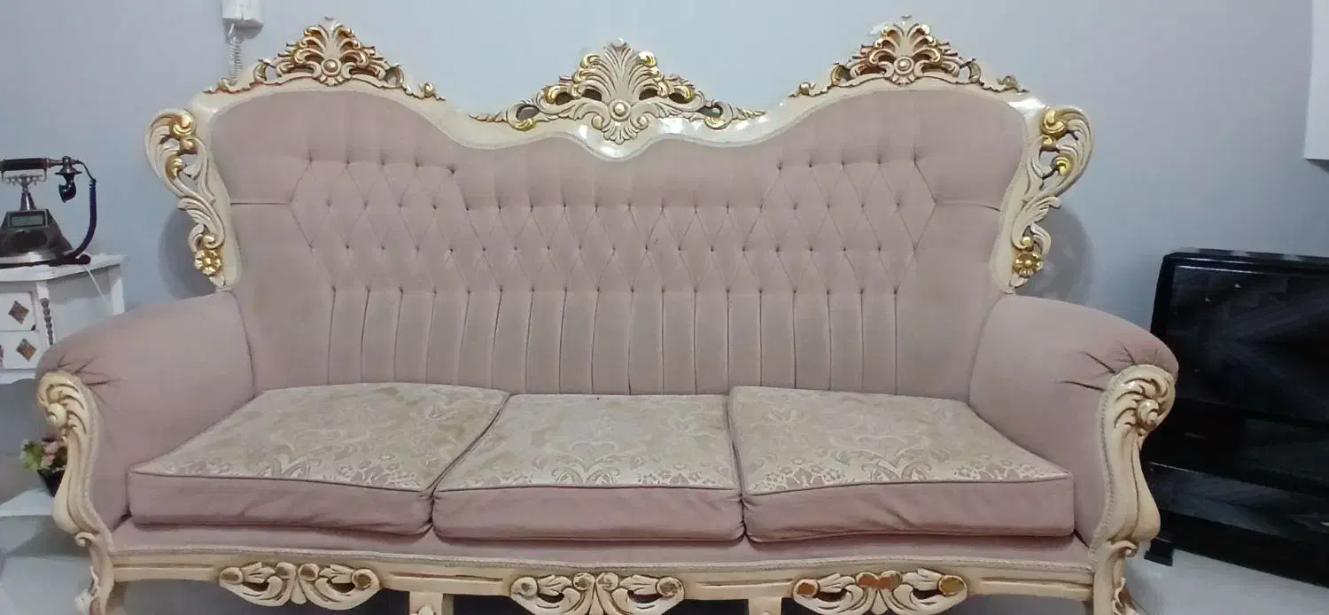 مبل سلطنتی ۹نفره|مبلمان خانگی و میز عسلی|قائن, |دیوار