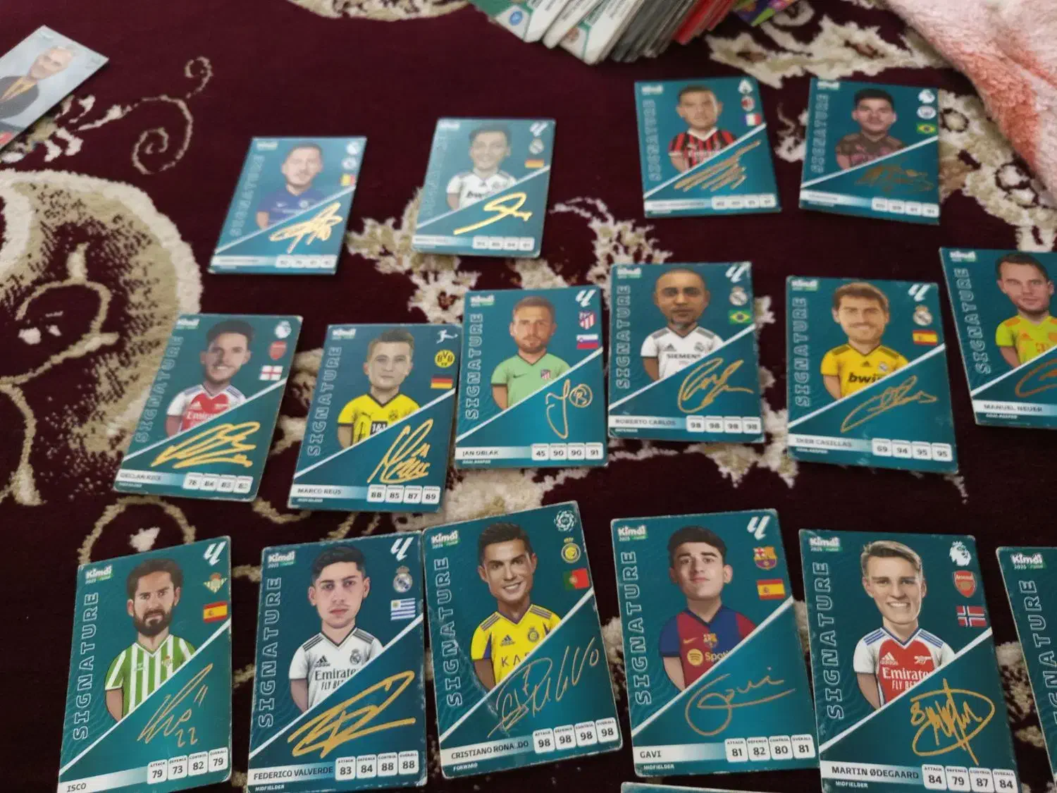 kimdi|اسباب‌‌بازی|خلخال, |دیوار