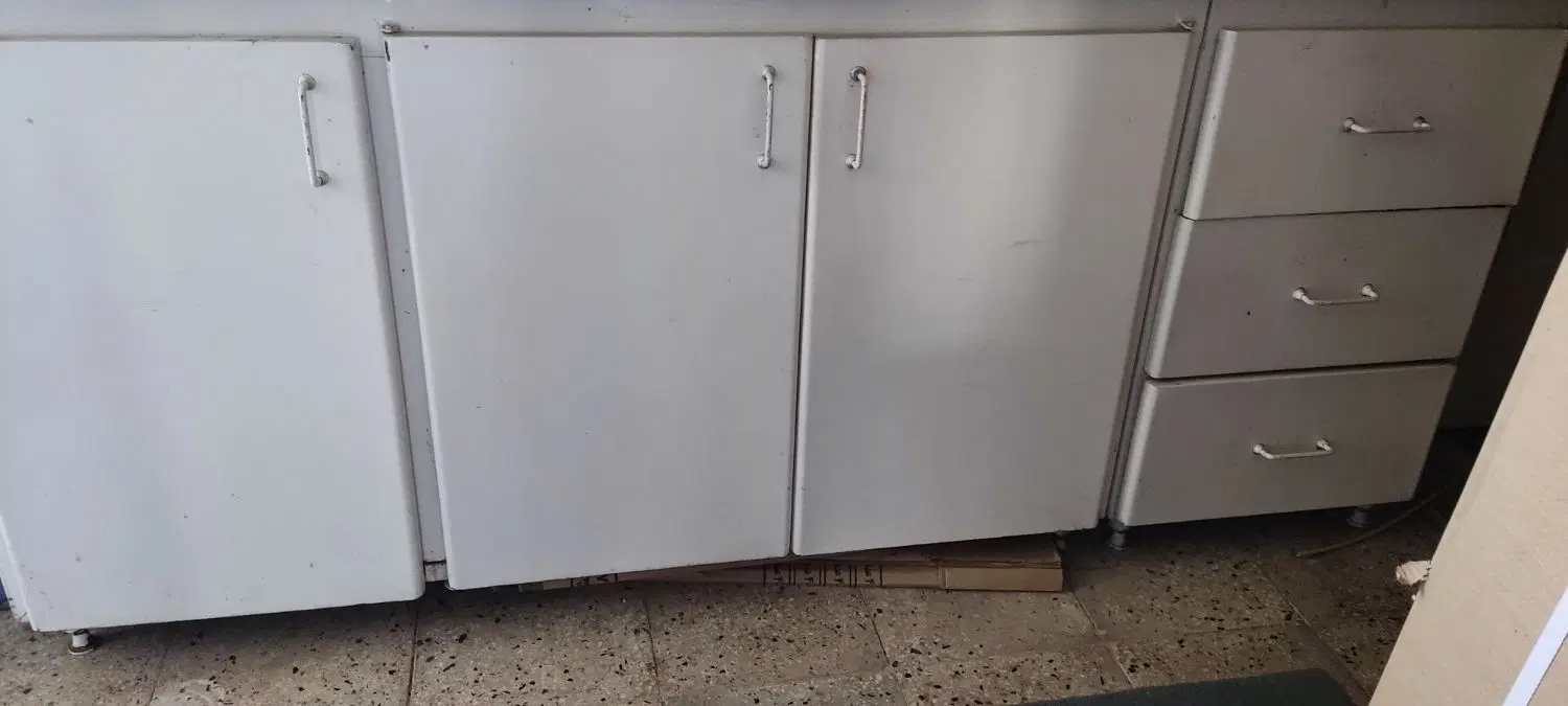 کابینت|آبچکان و نظمدهنده ظروف|میانه, |دیوار
