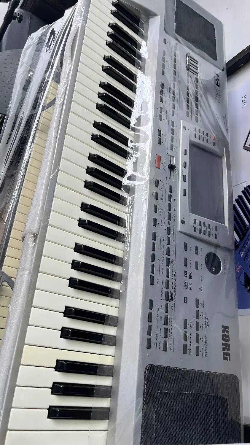 Pa 80|پیانو، کیبورد، آکاردئون|آمل, |دیوار