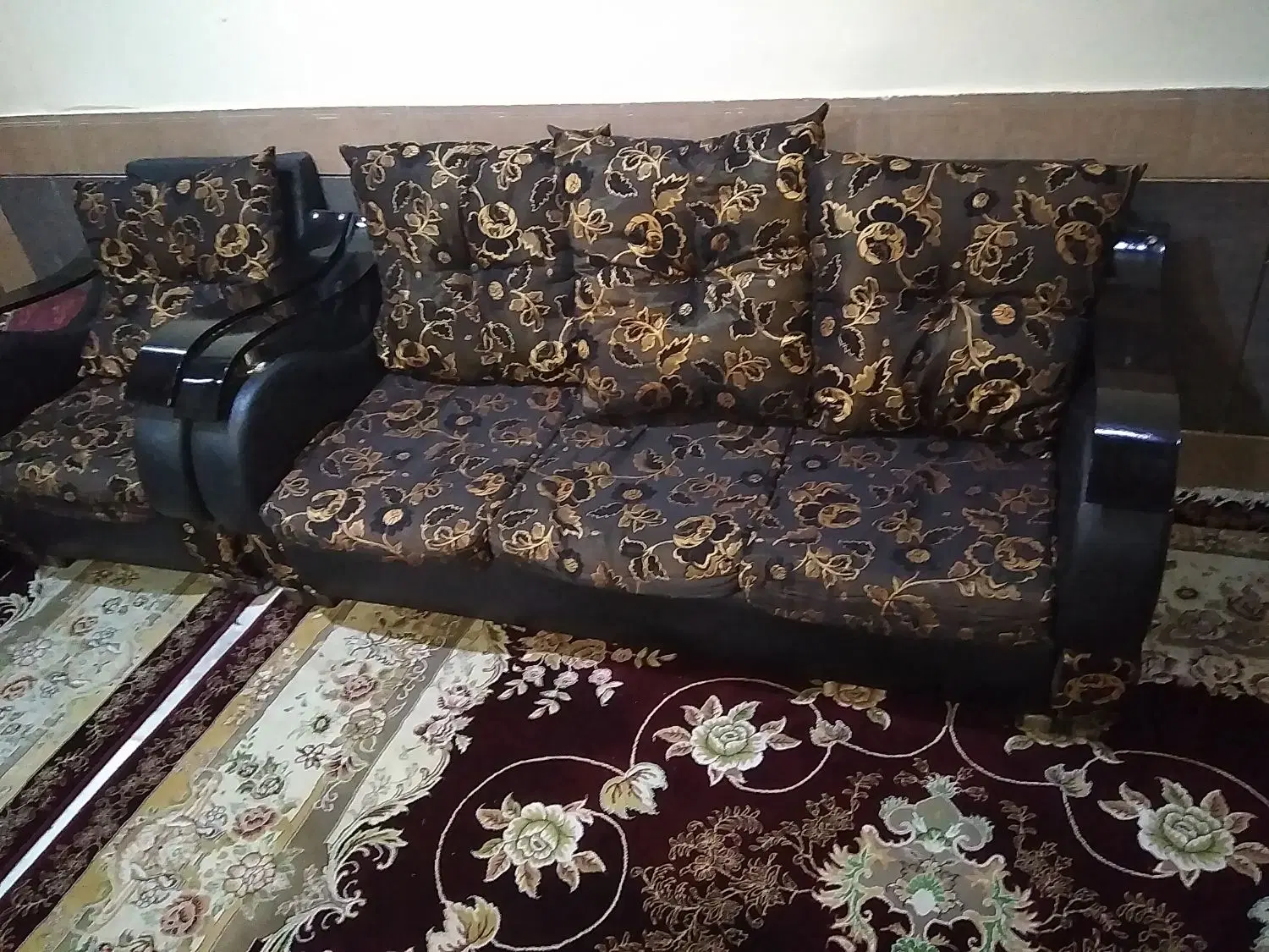 مبل|مبلمان خانگی و میز عسلی|شهرکرد, |دیوار